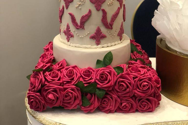 Flower  base wedding cake