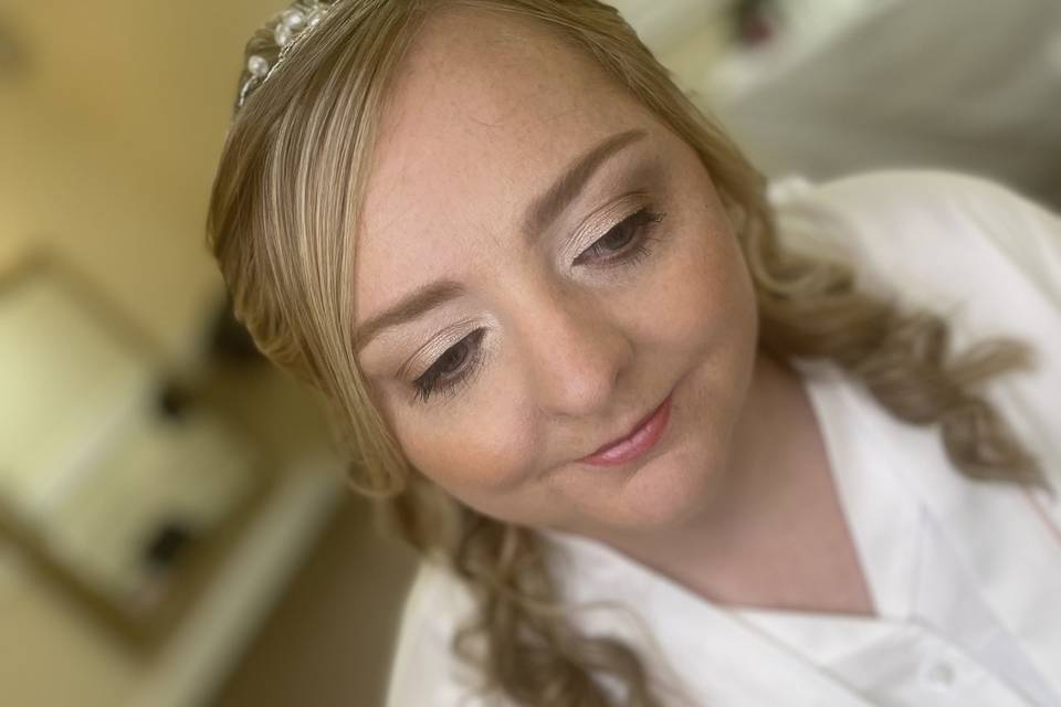 Soft glam bridal makeup