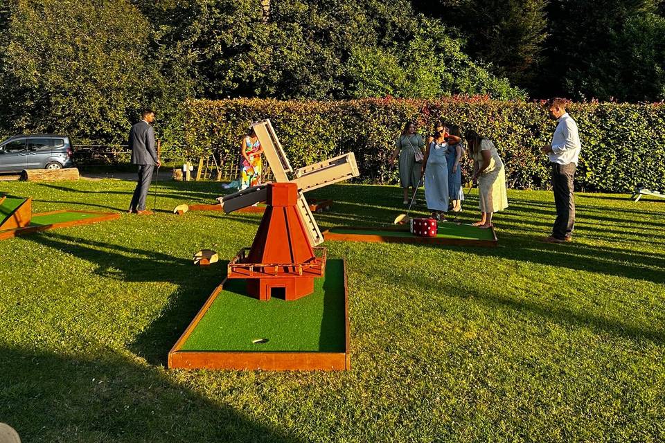 Hole 6 - Icebreaker course