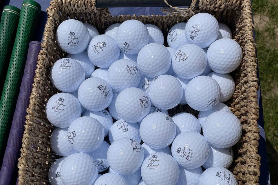 Personalised golf balls