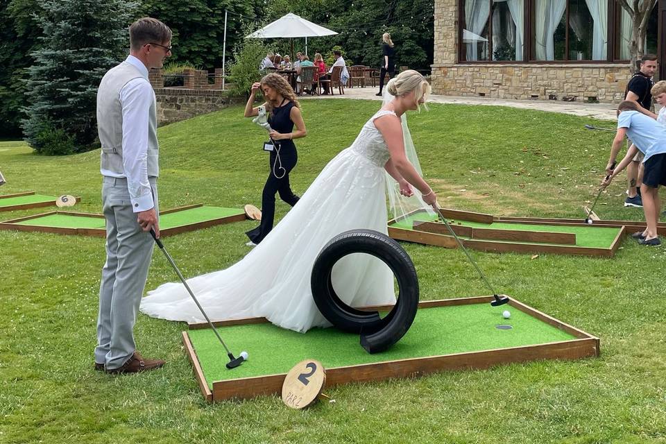 Hole 2 - Icebreaker course