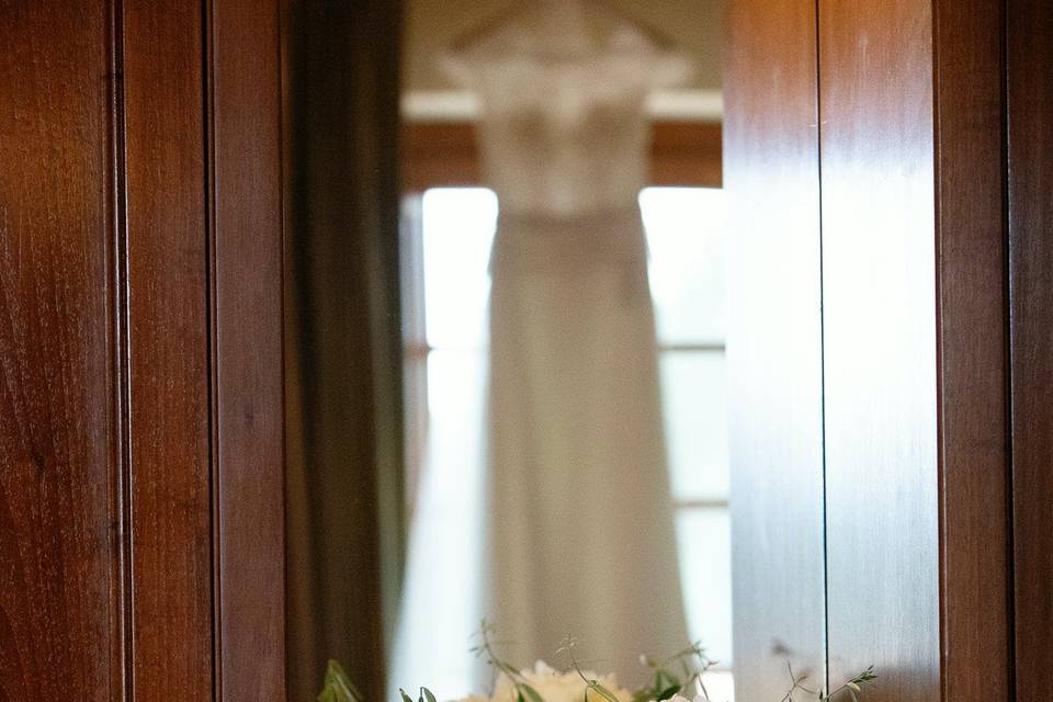 Wedding dress and flowers