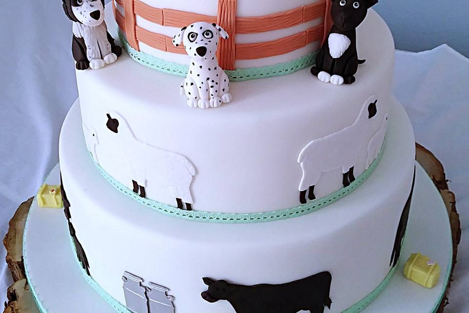 Three-tier farming cake