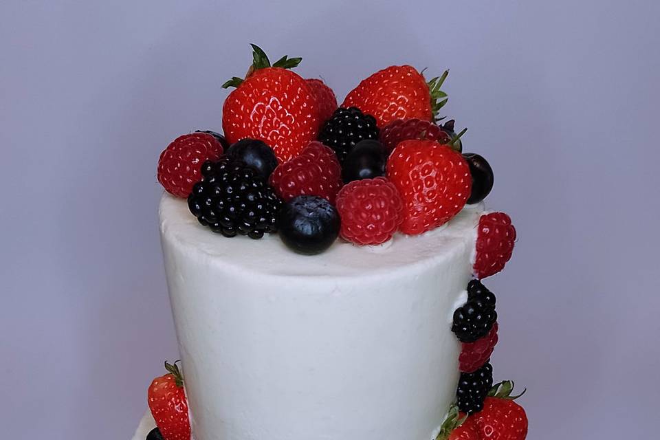 2 tier fresh fruit cake