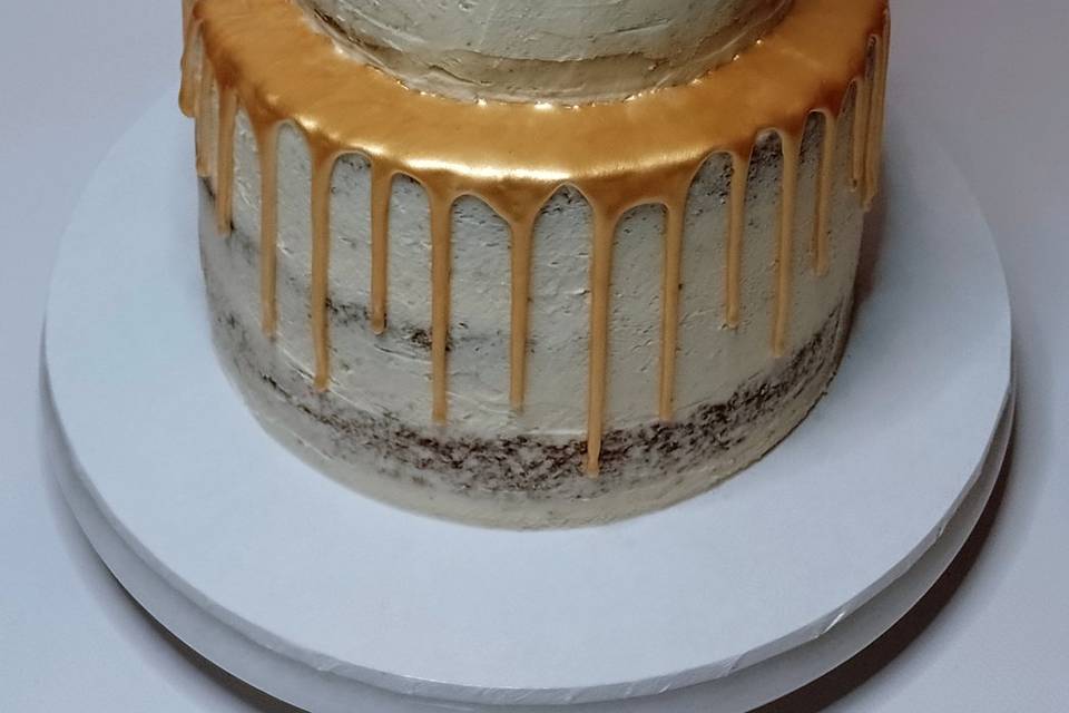 3 tier gold drip cake