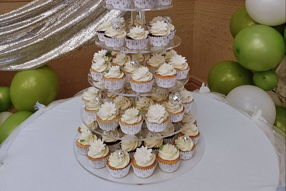 Wedding cupcake tower
