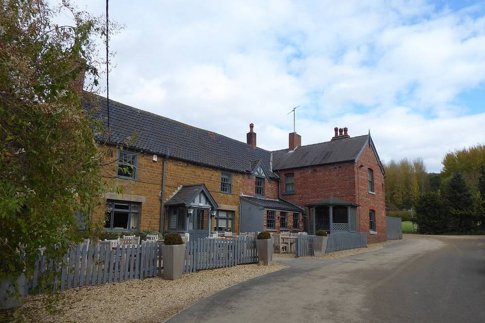 Chequers Inn