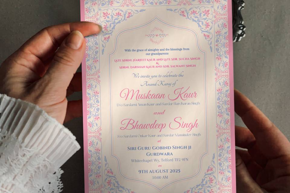 Intricate wedding border invit