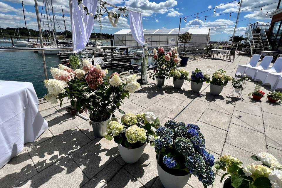 Ceremony flower details