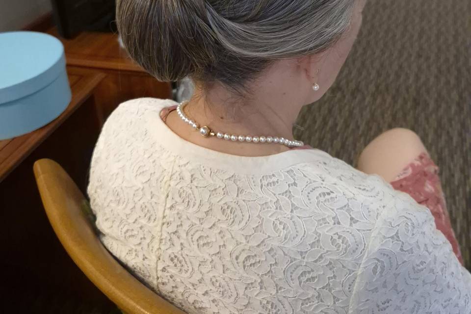 Sleek mother of the bride