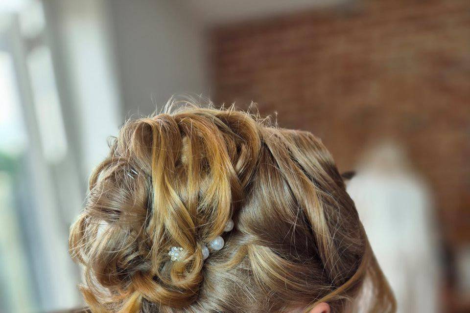 Bridal half up half down twist