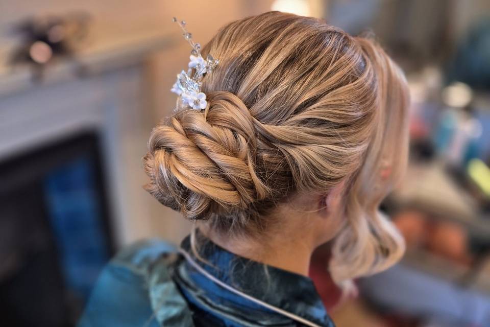 Maid of honor bun