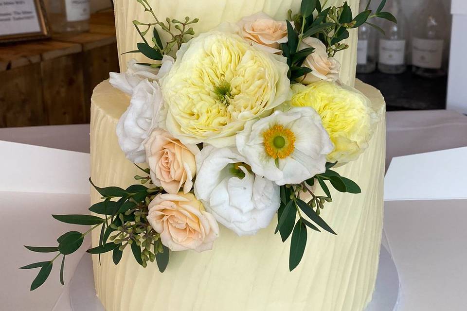 Wedding Cake Florals