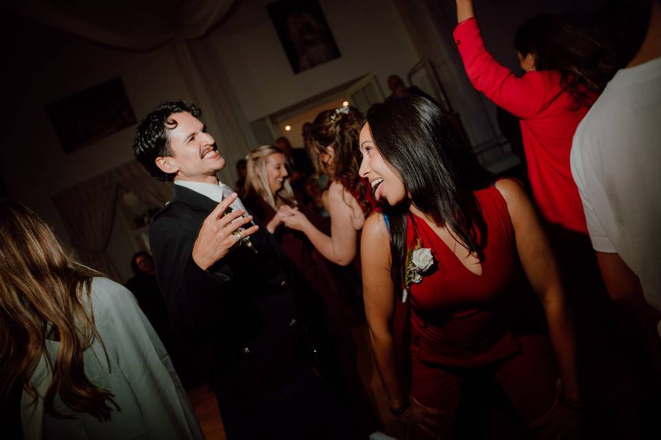 Dancing shoots