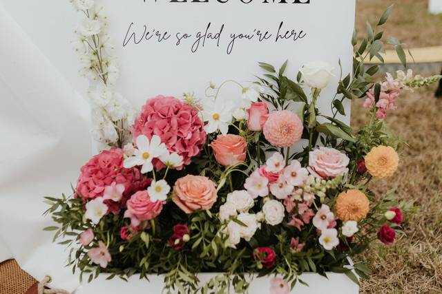 Floral welcome board