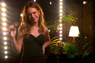 Hollyroseweddingsinger