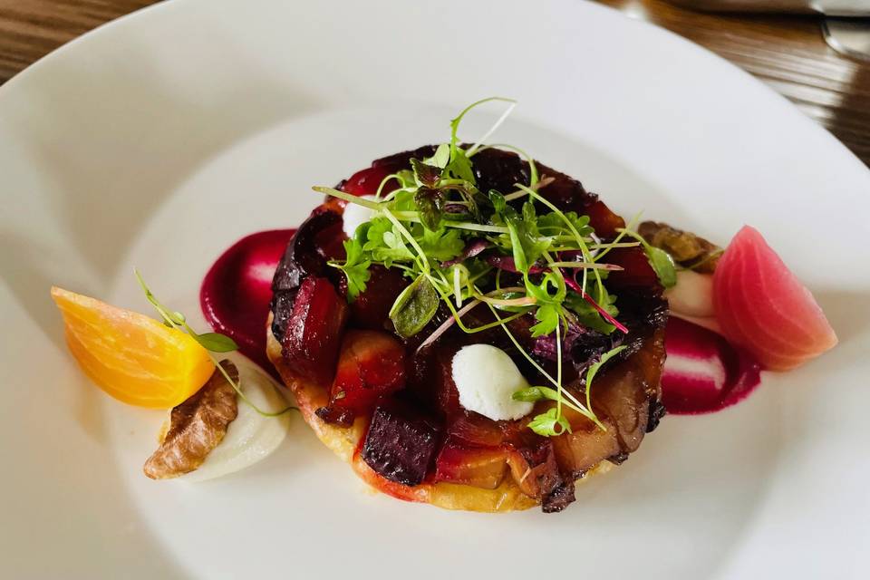 Beetroot & goat cheese tart Ta