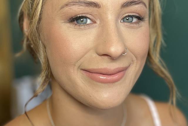 Bridesmaid soft glam