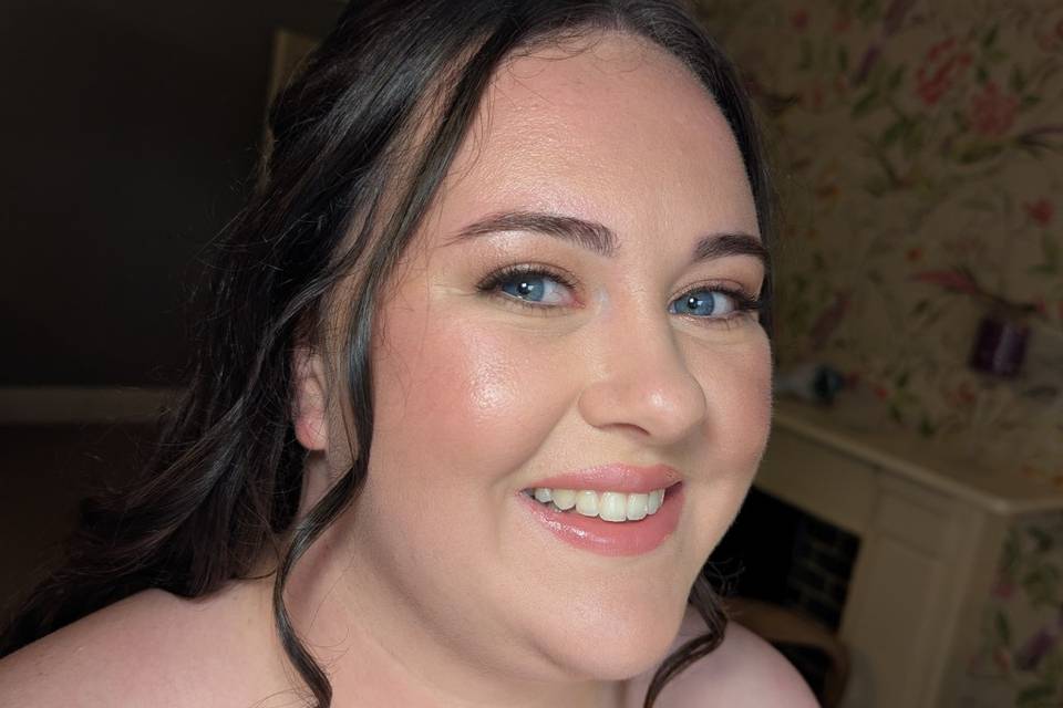 Soft peachy glam