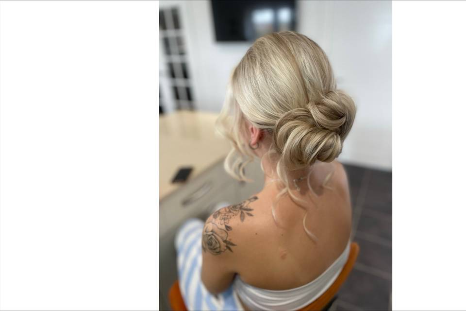 Bridesmaid hair