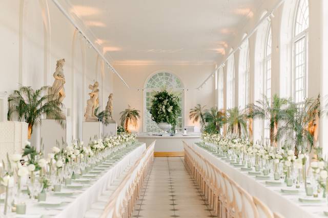 Classic, timeless dining