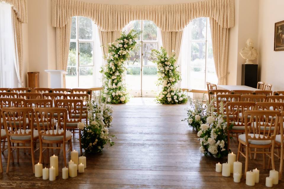 Perfect, elegant florals