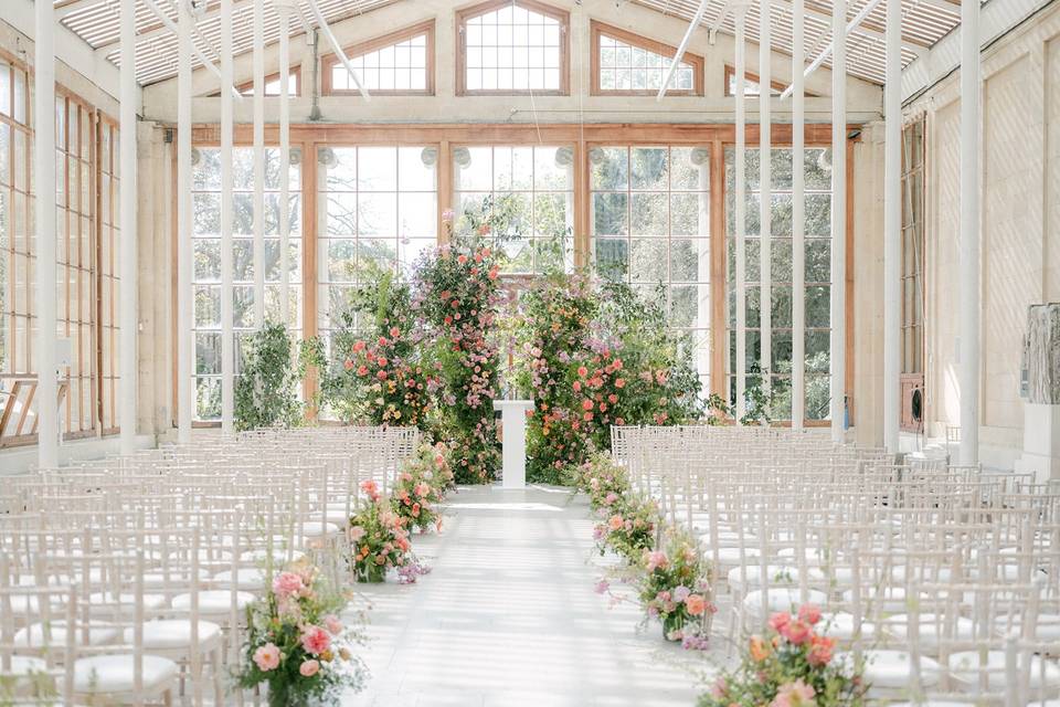 Uplifting, elegant ceremonies