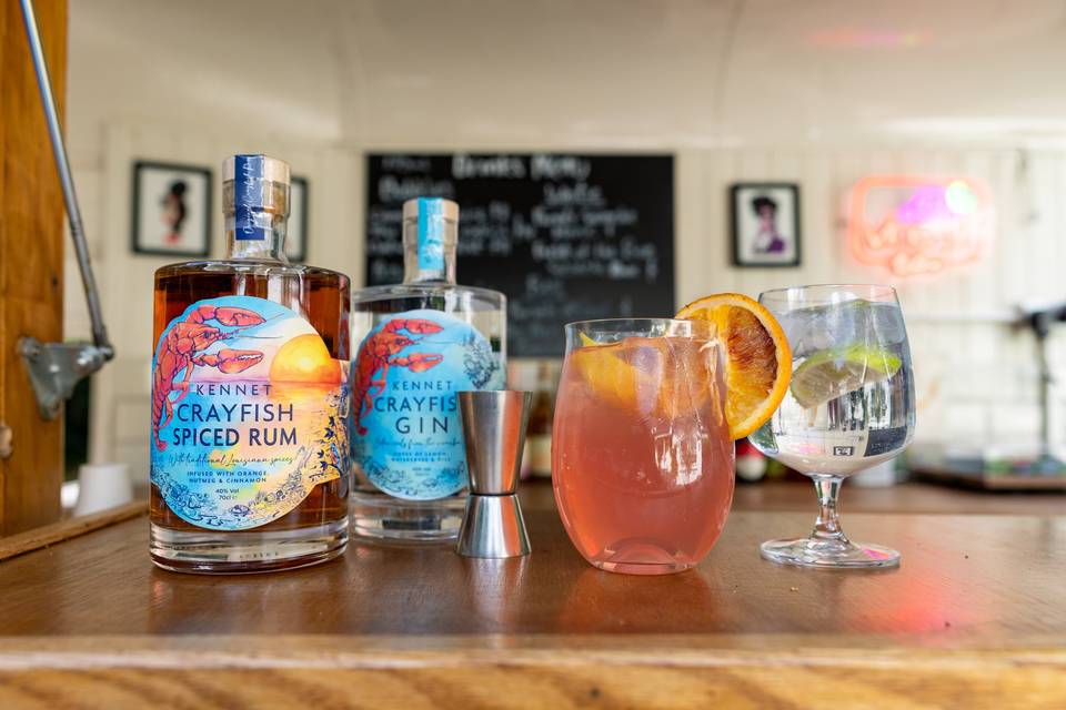 glass cocktail display