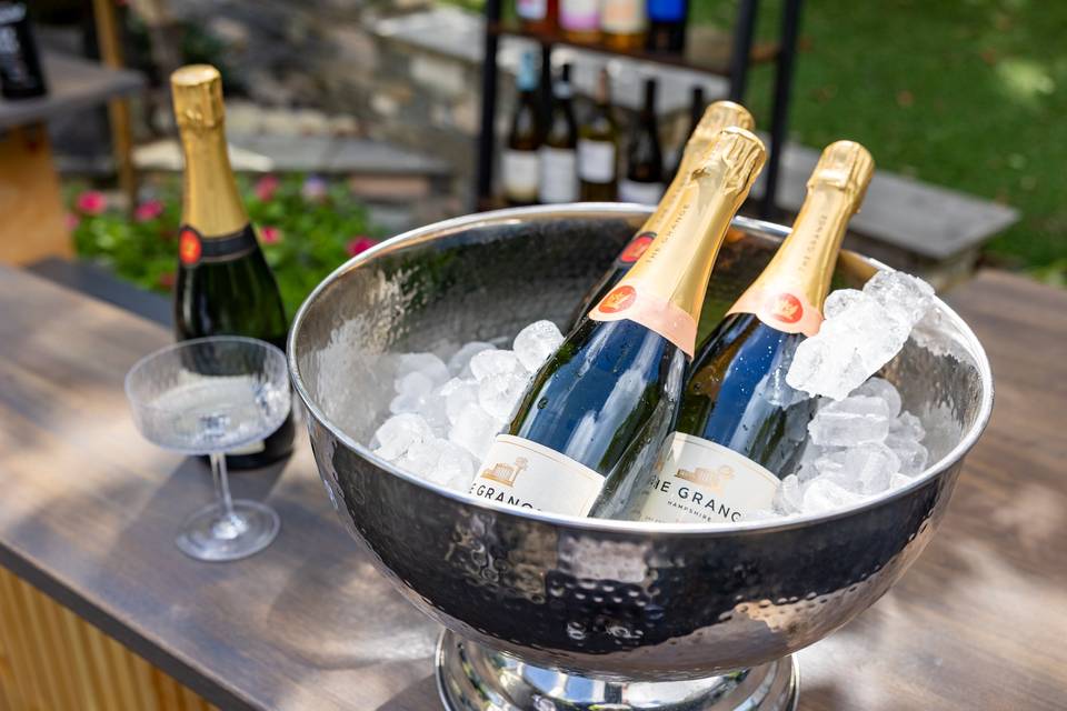 iced champagne bucket