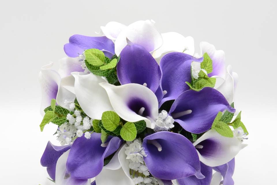 Purple & White Calla Lily Posy