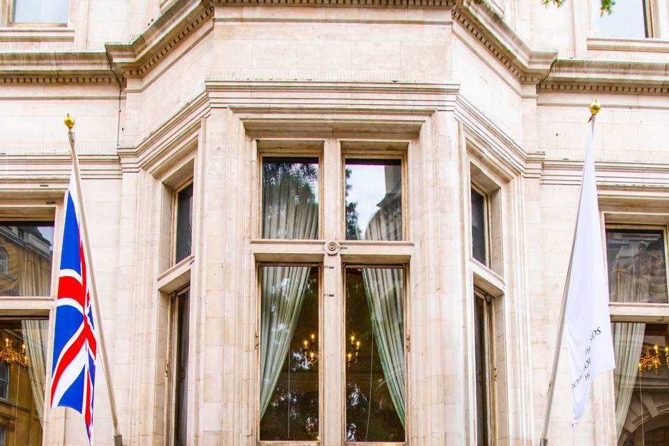 One Whitehall Place, Central