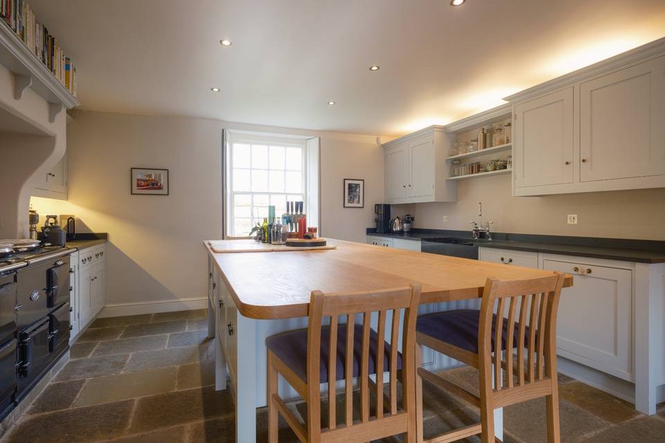 Kitchen (2)