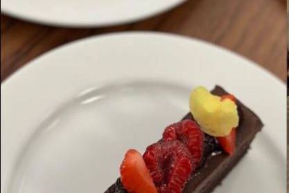 Chocolate cake, berries