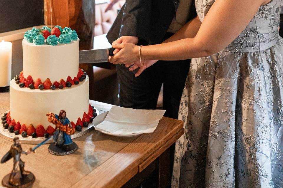 Cake cutting