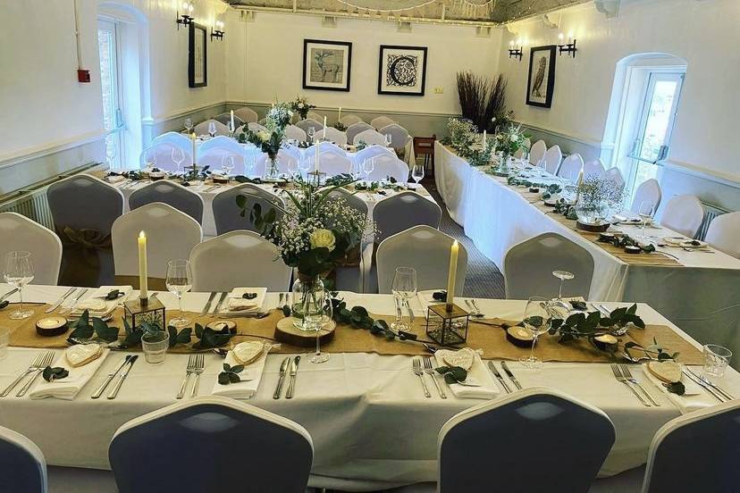 Charnwood suite wedding