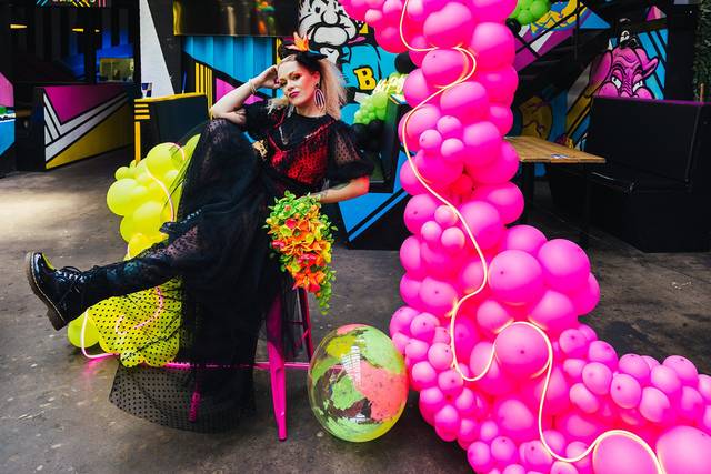 Neon teardrop bouquet