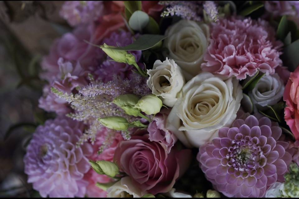 Bridal Flowers | Wedding video