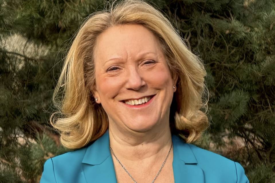 Aileen Everett