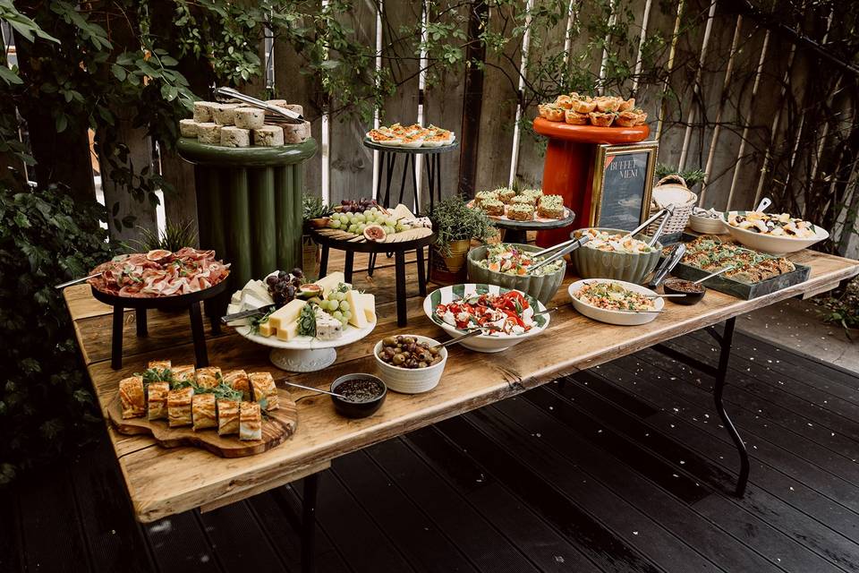 CANAPES OUTDOORS