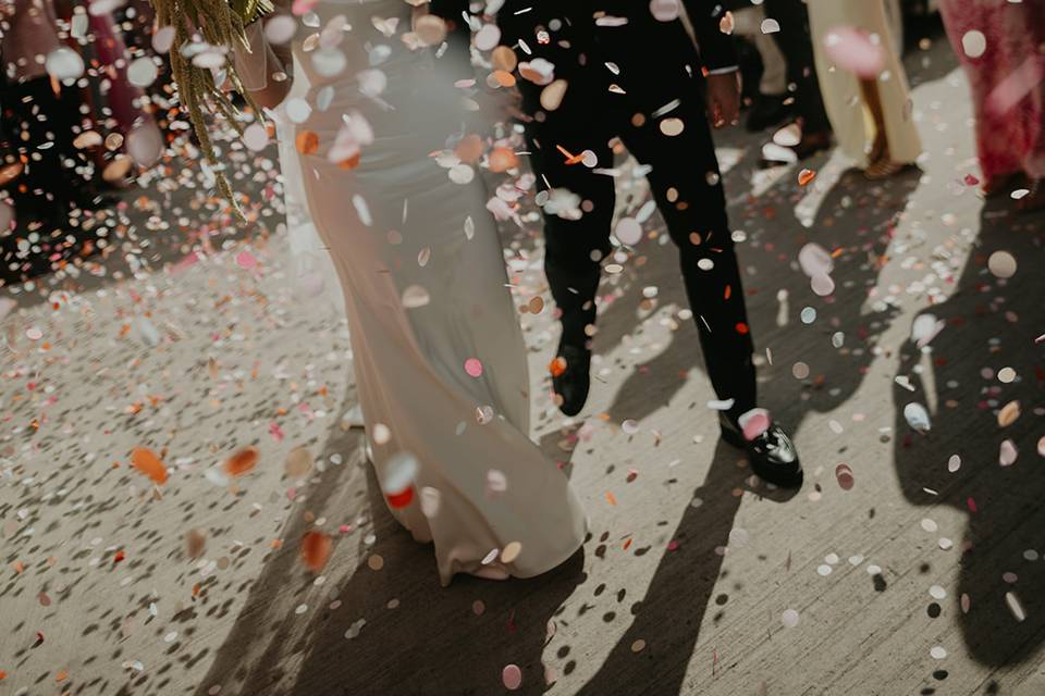 CONFETTI SHOT