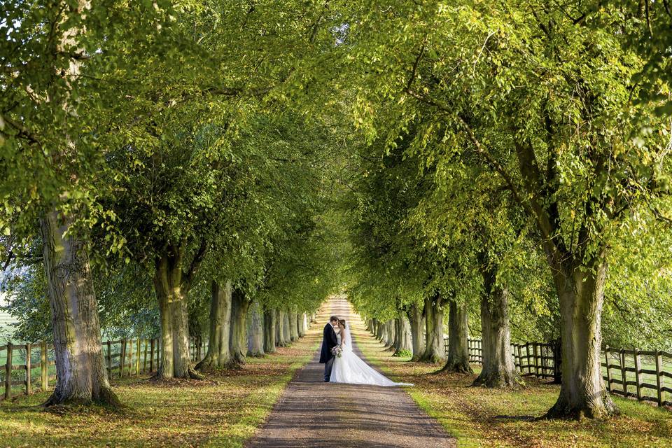 Notley Abbey driveway