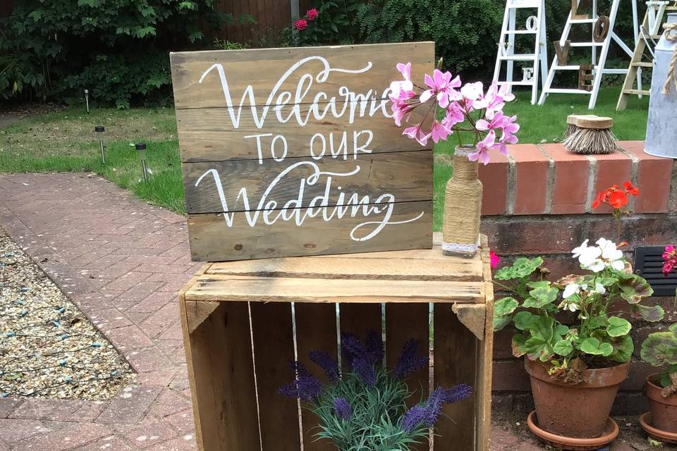 Welcome to wedding sign