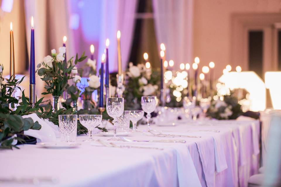 Navy tablescape