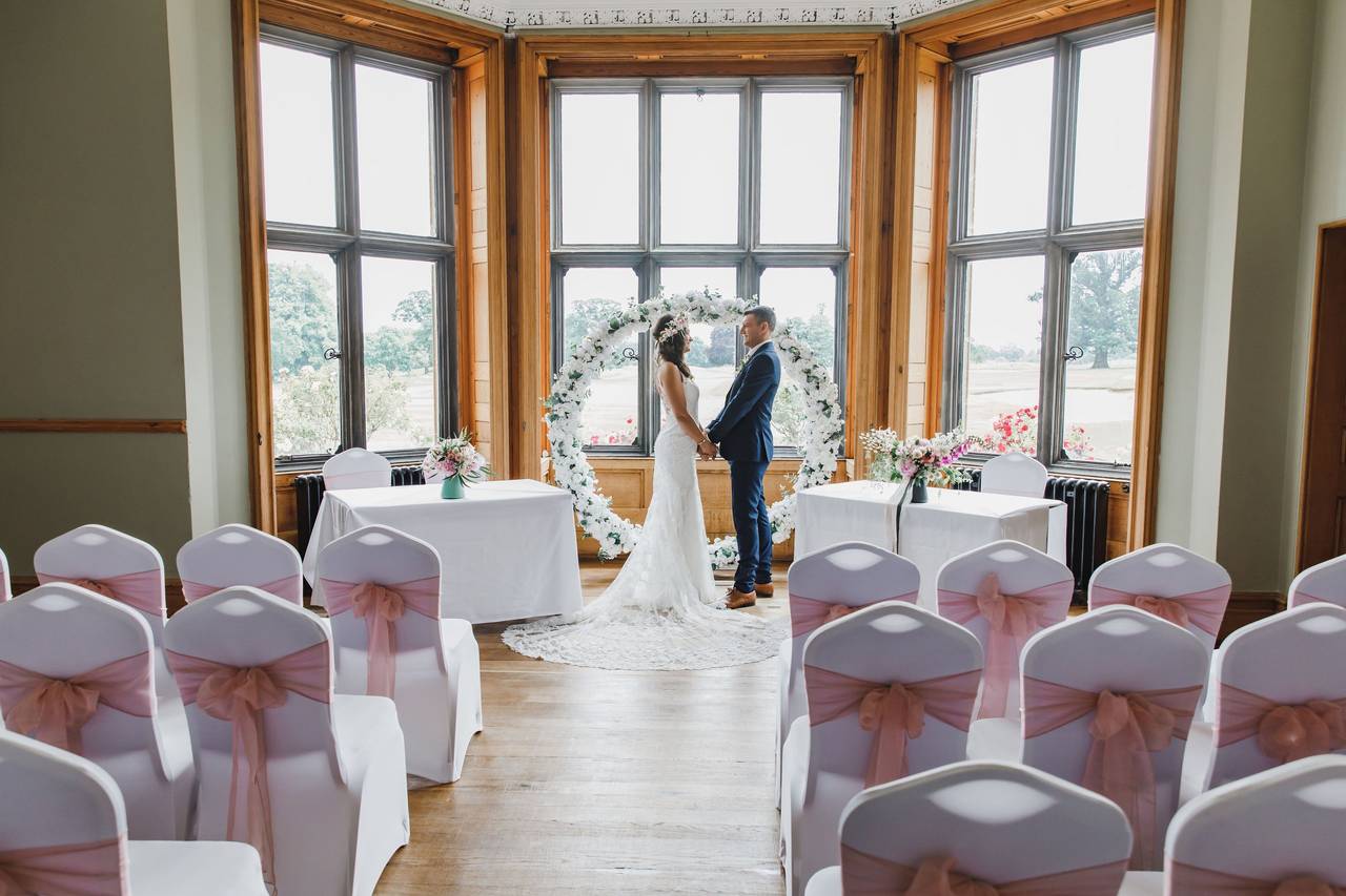 The Hertfordshire Golf & Country Club Wedding Venue Broxbourne