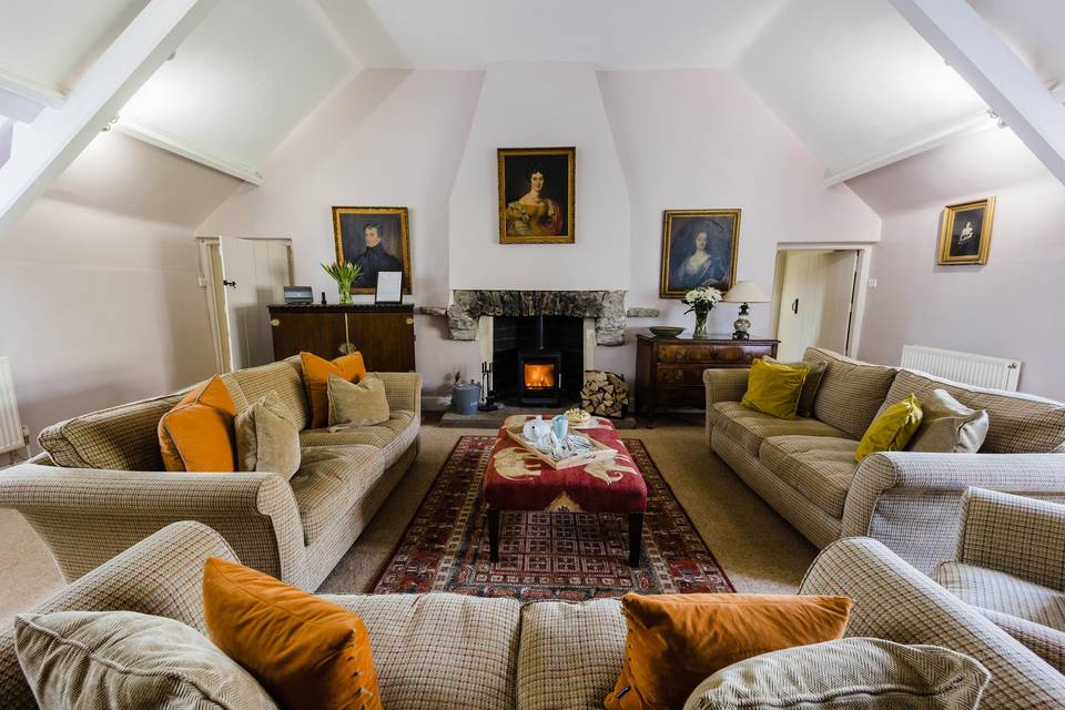 Castle Lounge