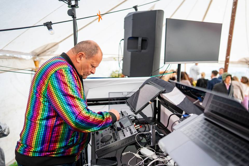 DJ mixing