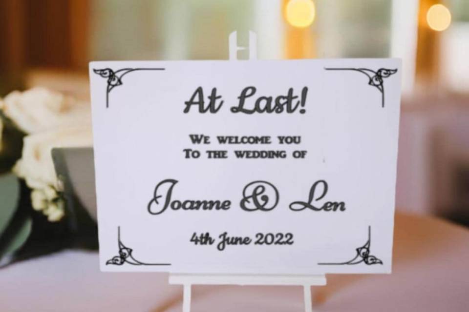 Welcome to the wedding sign