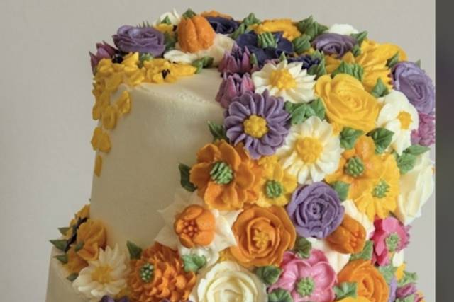 Stunning 2 tier floral cake