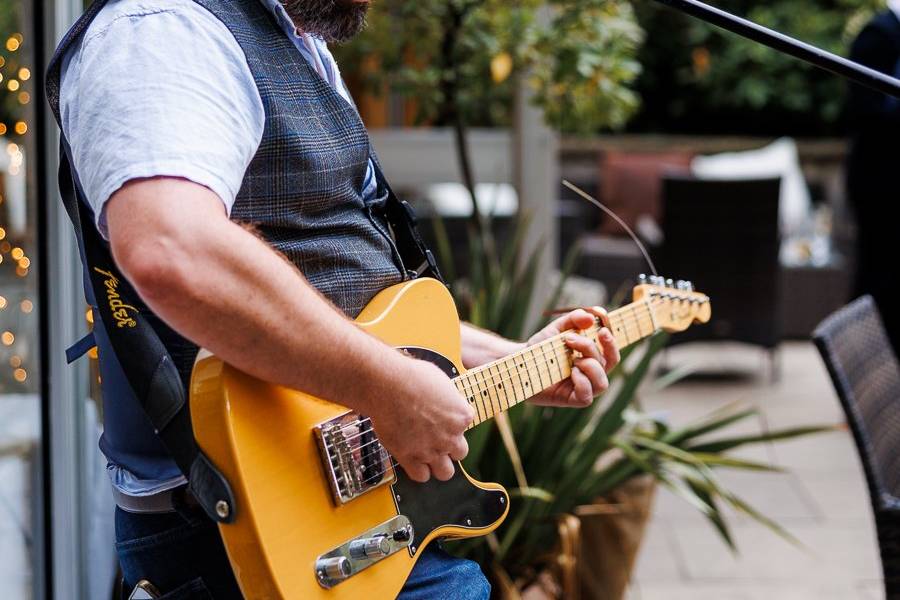 Outdoor wedding entertainment