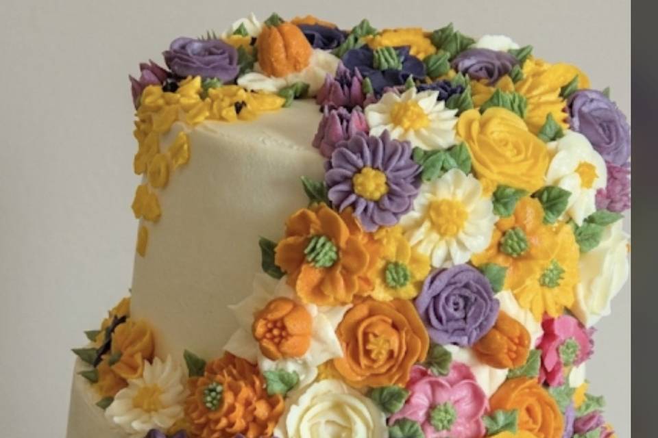 Stunning 2 tier floral cake